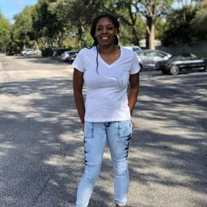 Meet your Posher, Richelle